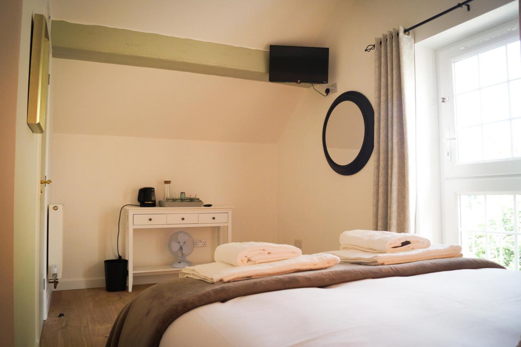 Lemon Tree Inn - Newly Refurbished Coastal Stay Swyre エクステリア 写真
