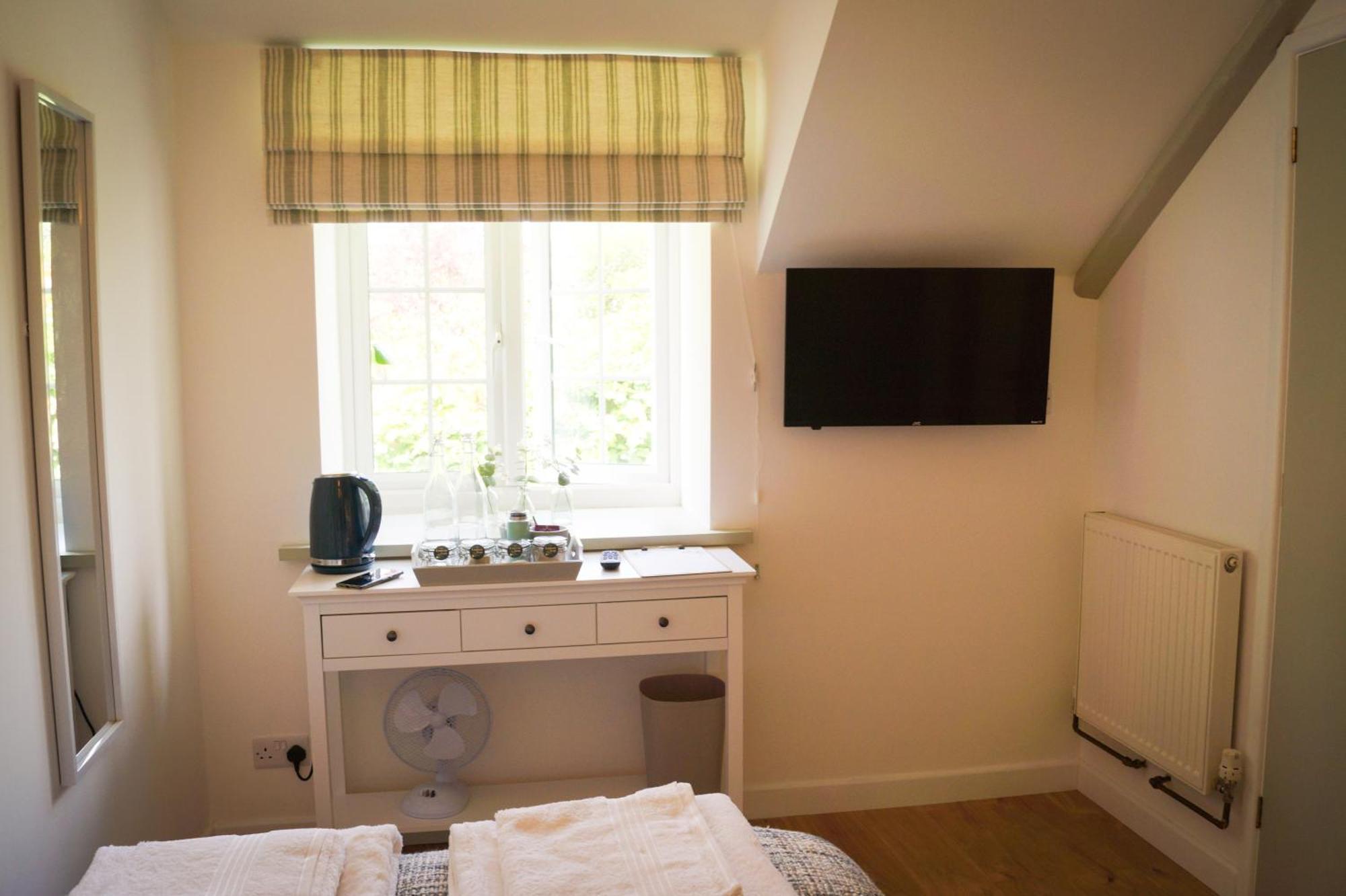 Lemon Tree Inn - Newly Refurbished Coastal Stay Swyre エクステリア 写真