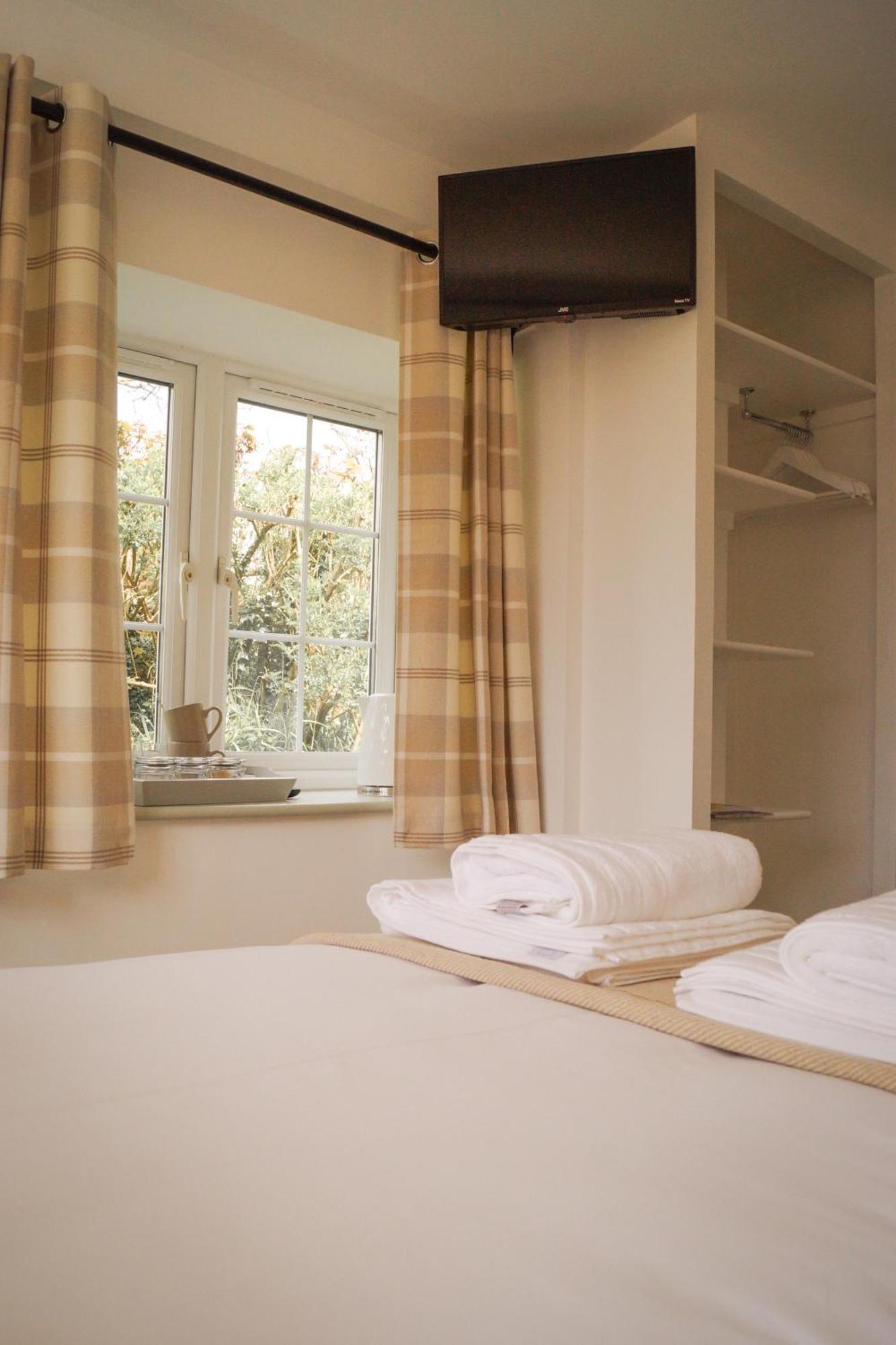 Lemon Tree Inn - Newly Refurbished Coastal Stay Swyre エクステリア 写真