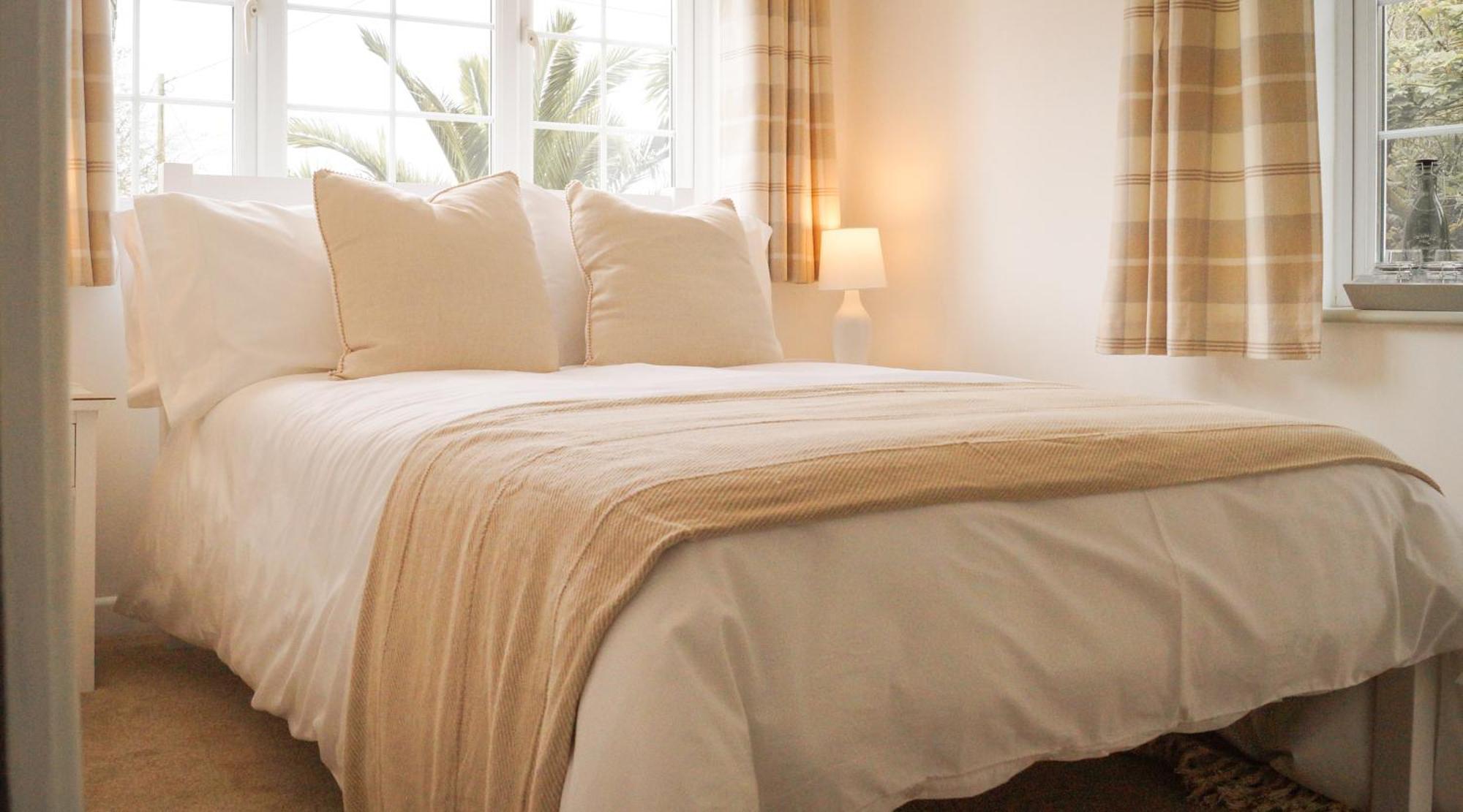 Lemon Tree Inn - Newly Refurbished Coastal Stay Swyre エクステリア 写真