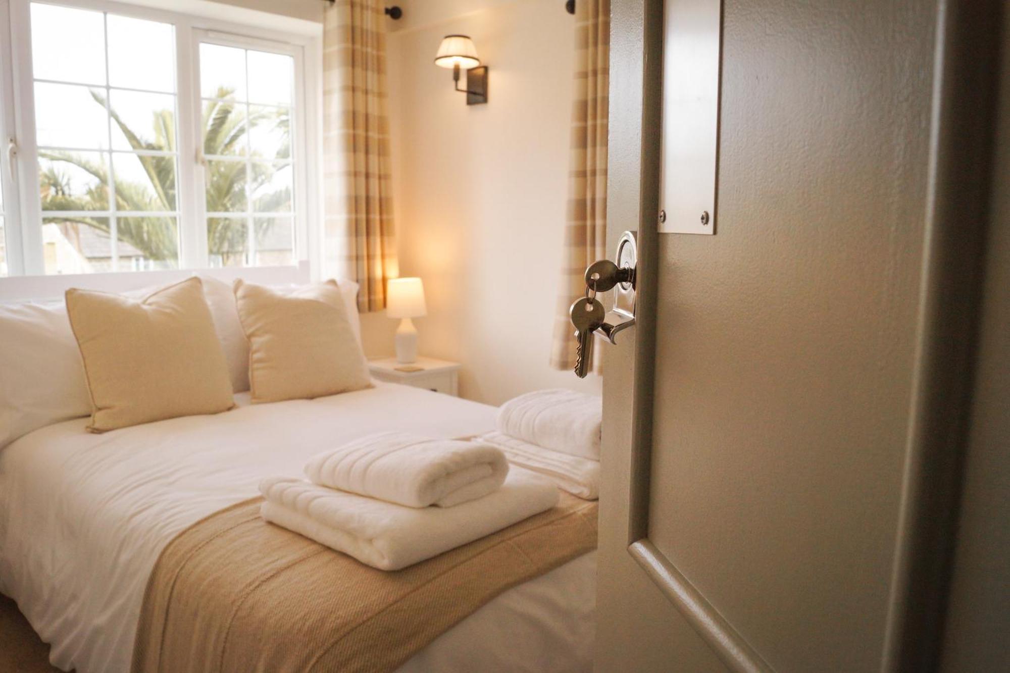 Lemon Tree Inn - Newly Refurbished Coastal Stay Swyre エクステリア 写真