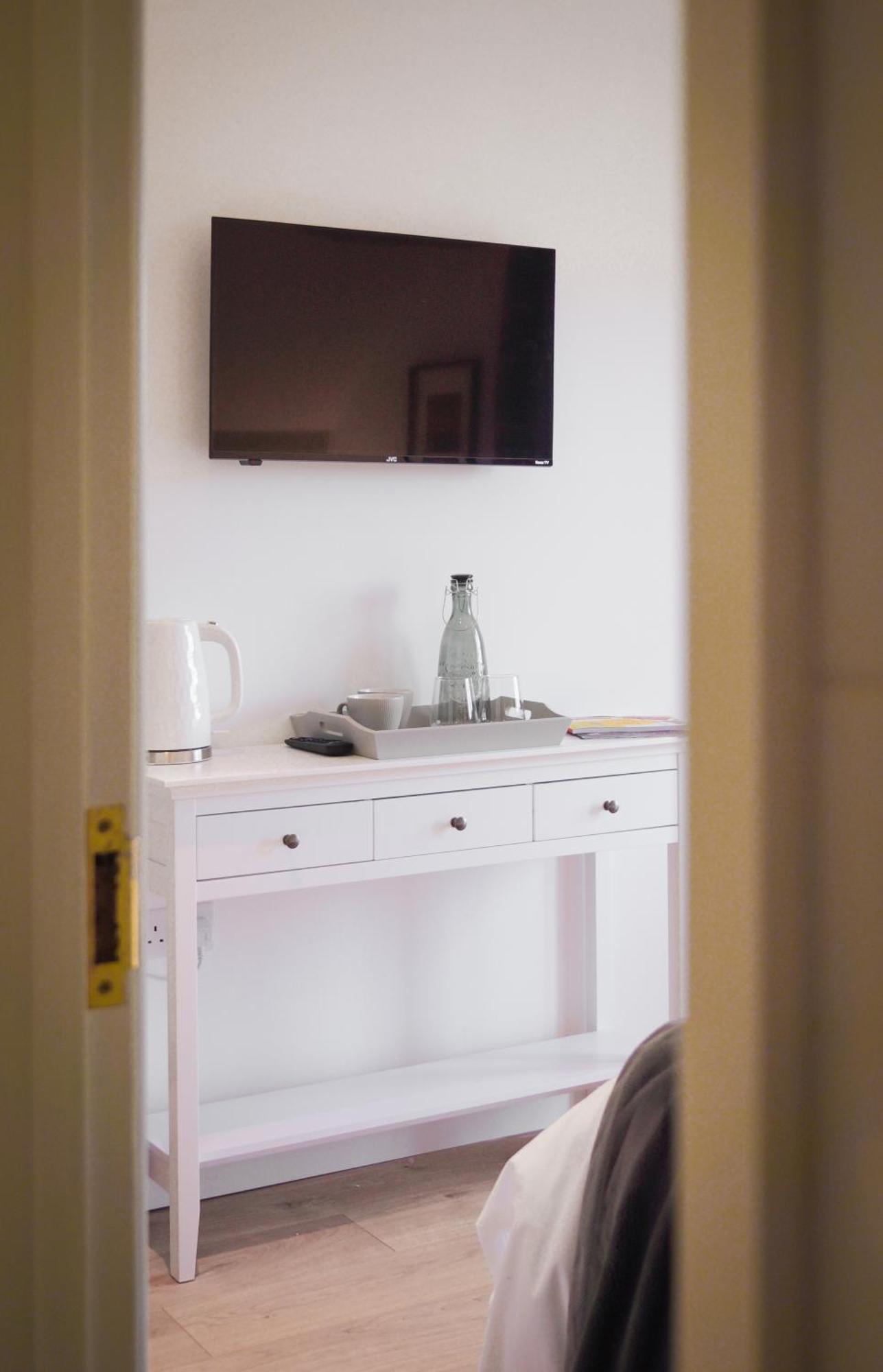 Lemon Tree Inn - Newly Refurbished Coastal Stay Swyre エクステリア 写真