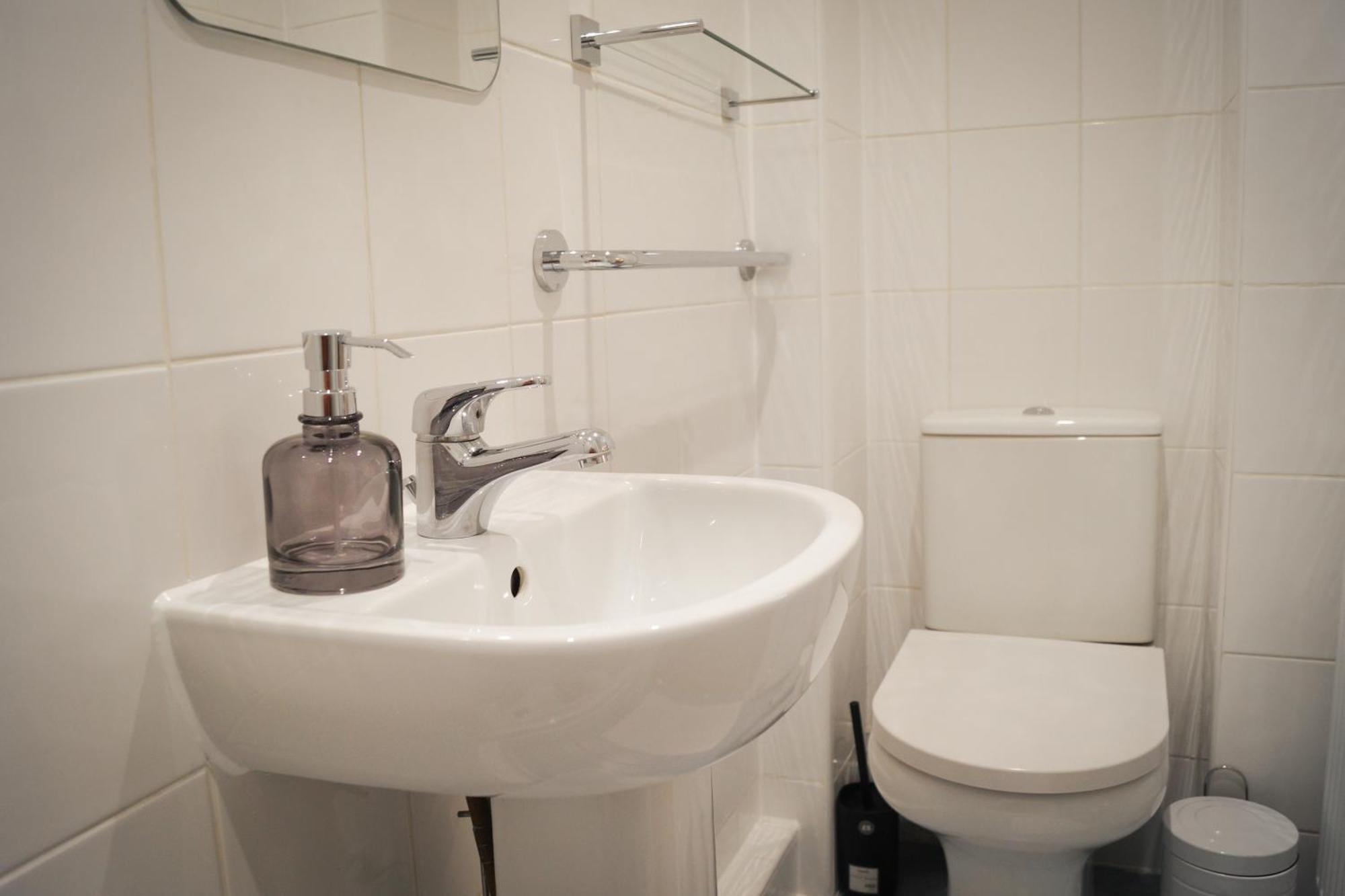 Lemon Tree Inn - Newly Refurbished Coastal Stay Swyre エクステリア 写真